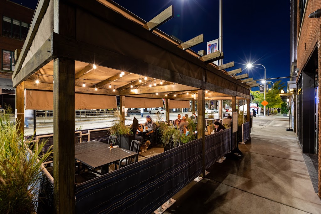 Marvins Food & Fuel | restaurant | 954 W Fulton Market St, Chicago, IL 60607, USA | 3122919255 OR +1 312-291-9255