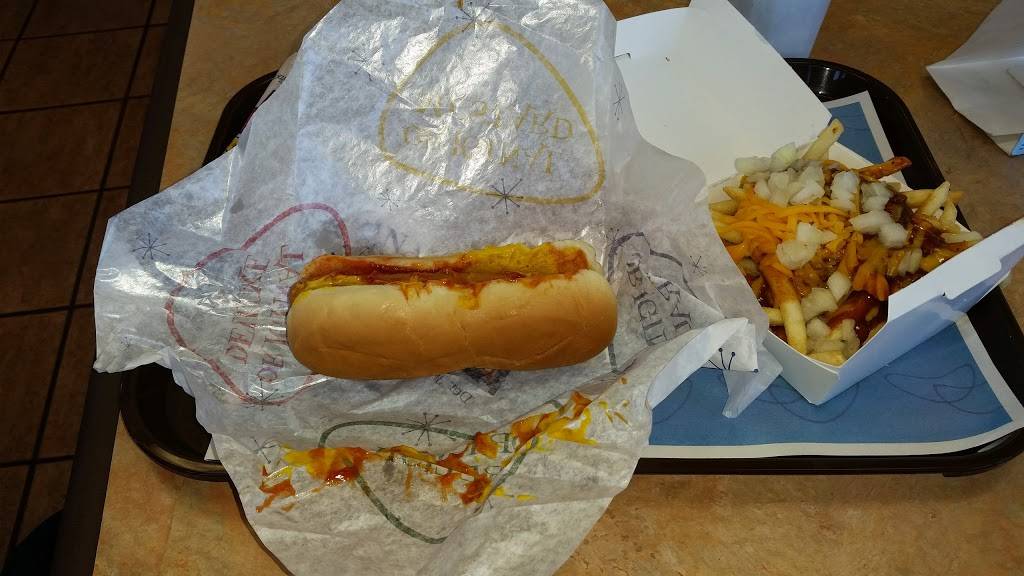 Wienerschnitzel | restaurant | 1352 W 190th St, Torrance, CA 90501, USA | 3107871026 OR +1 310-787-1026