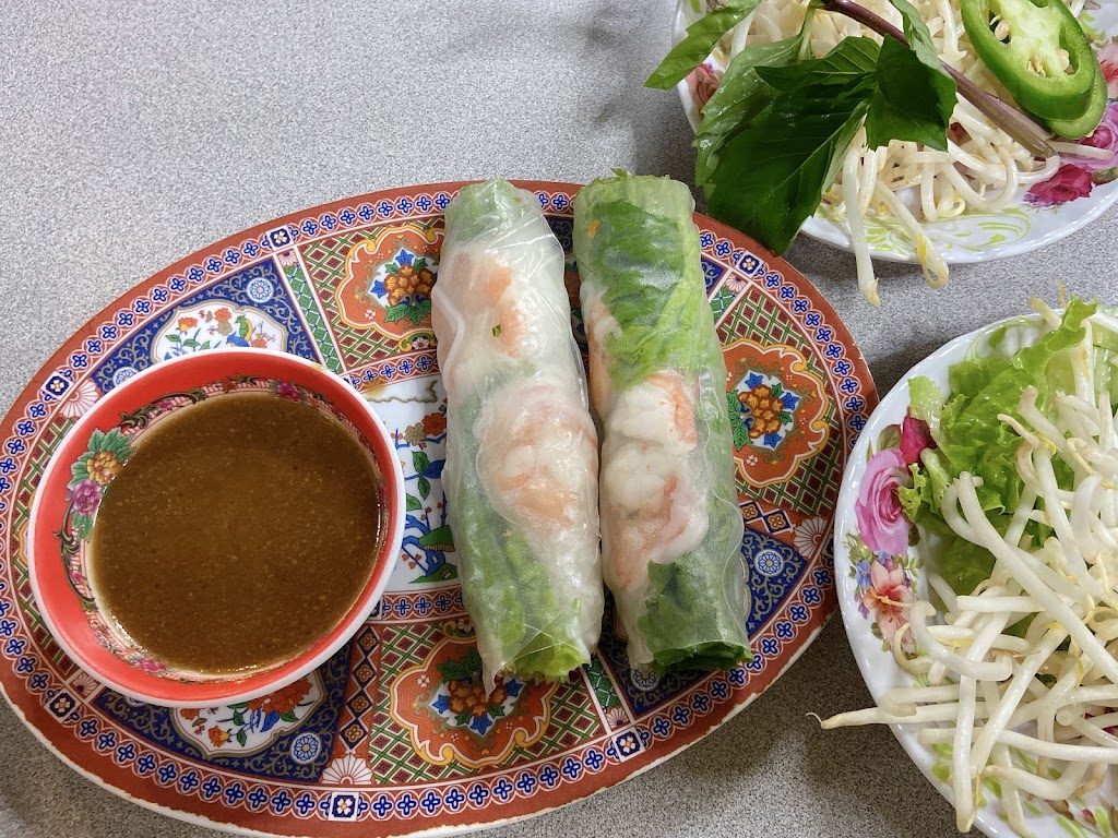 Saigon Deli | restaurant | 4142 Brooklyn Ave NE, Seattle, WA 98105, USA | 2066342866 OR +1 206-634-2866