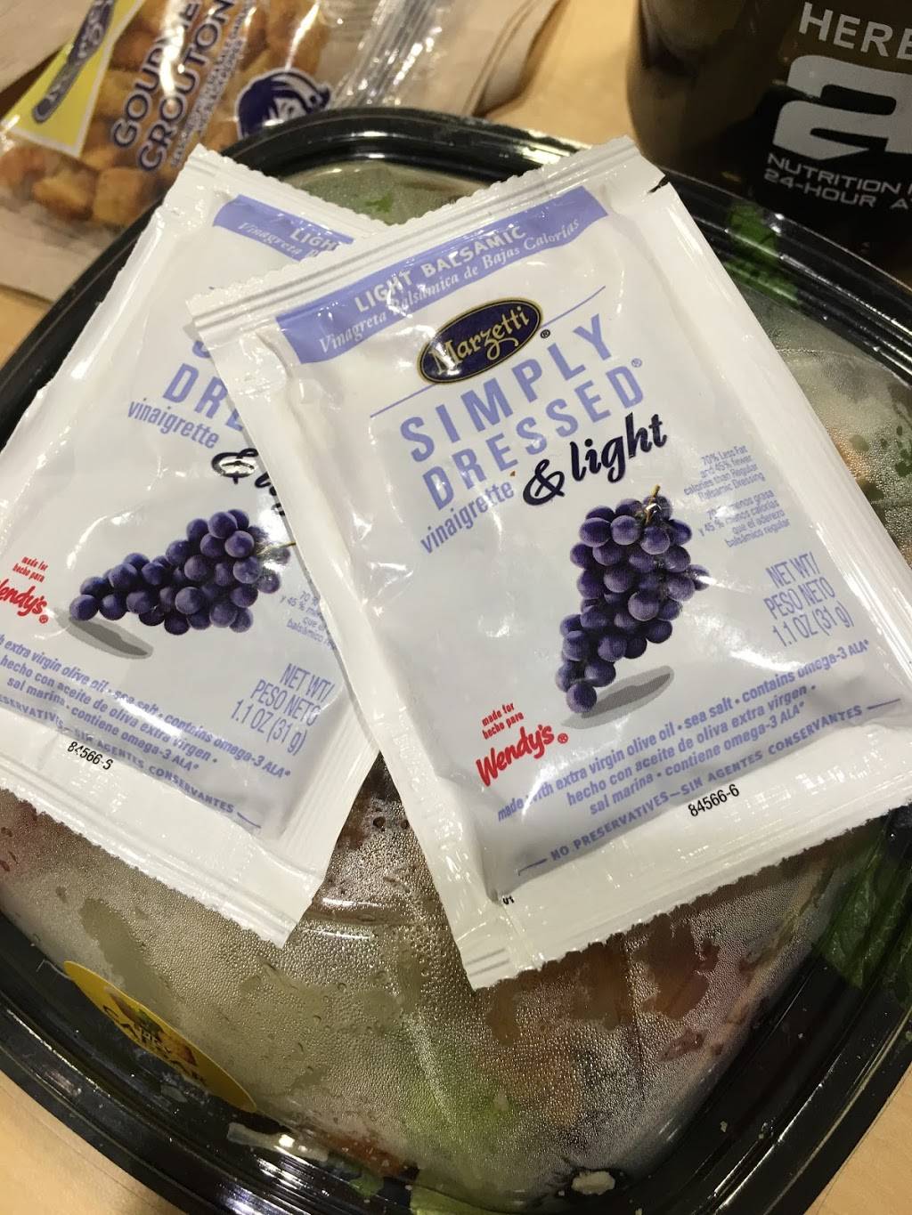 Wendys | restaurant | 145 S Western Ave, Chicago, IL 60612, USA | 3122264802 OR +1 312-226-4802