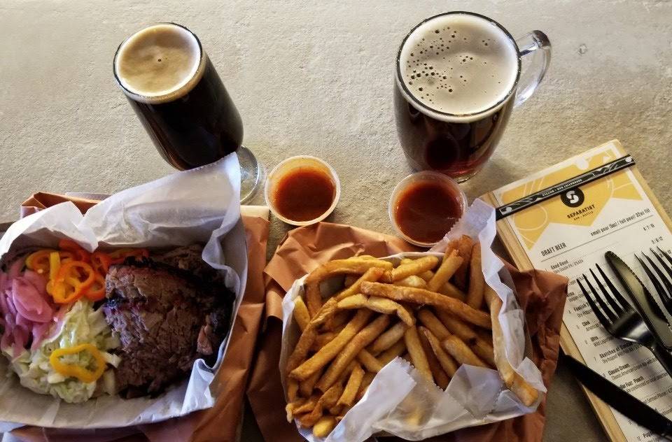 More Than Q | restaurant | 325 Northampton St, Easton, PA 18042, USA | 6108292777 OR +1 610-829-2777