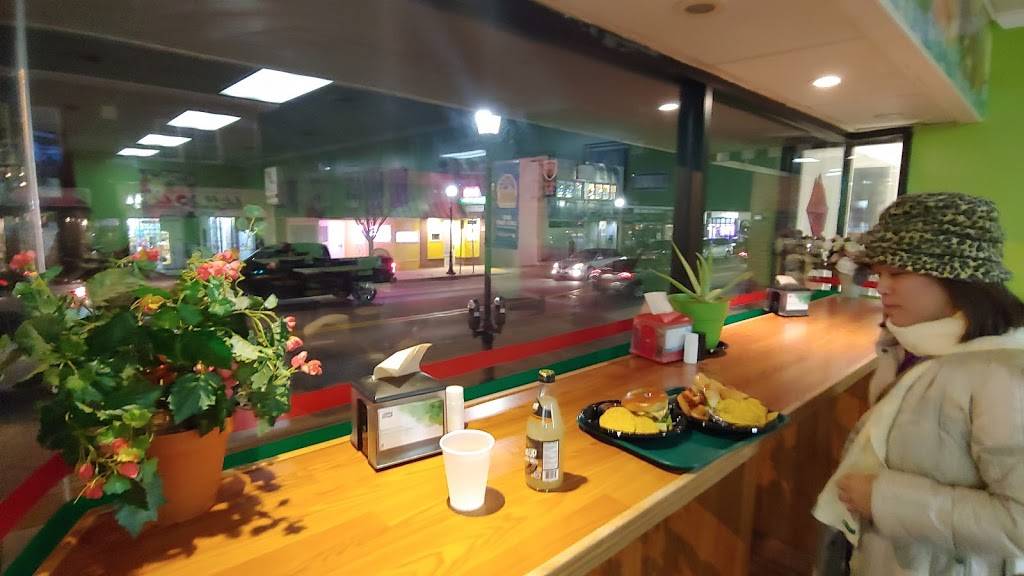 Sprout Natural Choice | restaurant | 706 Frederick Rd, Catonsville, MD 21228, USA | 4433414880 OR +1 443-341-4880