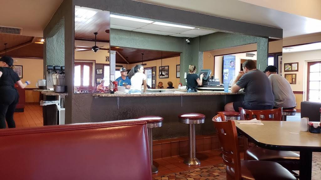 Reececliff Family Diner | restaurant | 940 Florida Ave S, Lakeland, FL 33803, USA | 8636866661 OR +1 863-686-6661