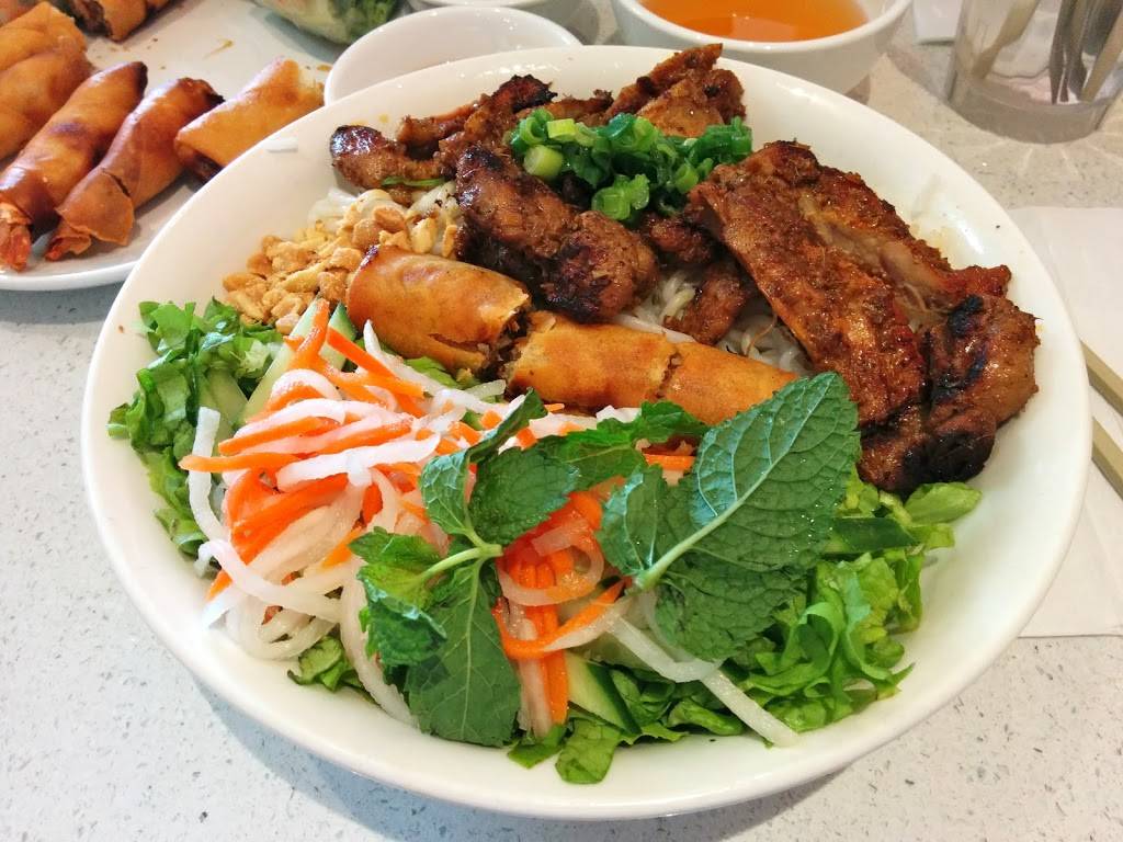 Pho Mi Asia | restaurant | 1008 Wilson Ave, North York, ON M3K 1G6, Canada | 4166307567 OR +1 416-630-7567