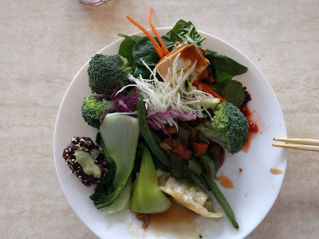 Pepper Tree Veggie Cuisine | restaurant | 3821 Richmond Ave, Houston, TX 77027, USA | 7136219488 OR +1 713-621-9488