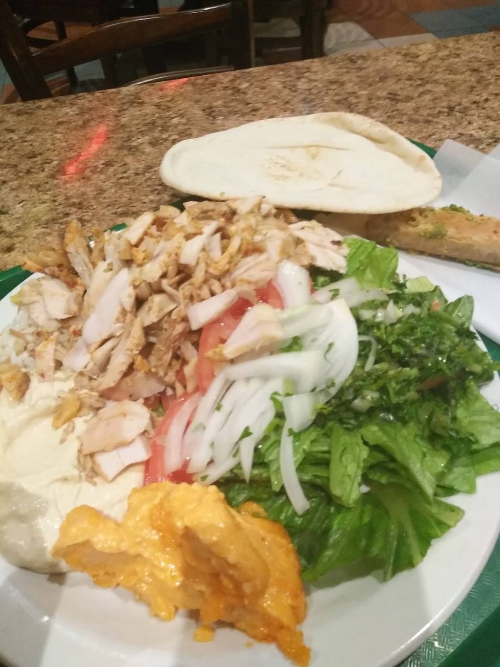 Shawarma Mangos - St Laurent | restaurant | 1020 St Laurent Blvd, Ottawa, ON K1K 4S2, Canada | 6135262526 OR +1 613-526-2526