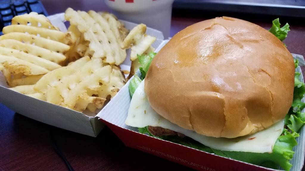 Chick-fil-A | restaurant | 5120 S Cobb Dr SE, Smyrna, GA 30080, USA | 4047929440 OR +1 404-792-9440