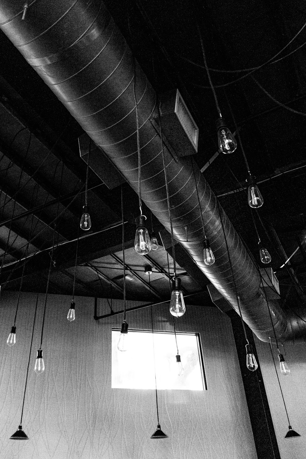 MacLeod Ale Brewing Co. | restaurant | 5930 York Blvd, Los Angeles, CA 90042, USA | 8186311963 OR +1 818-631-1963