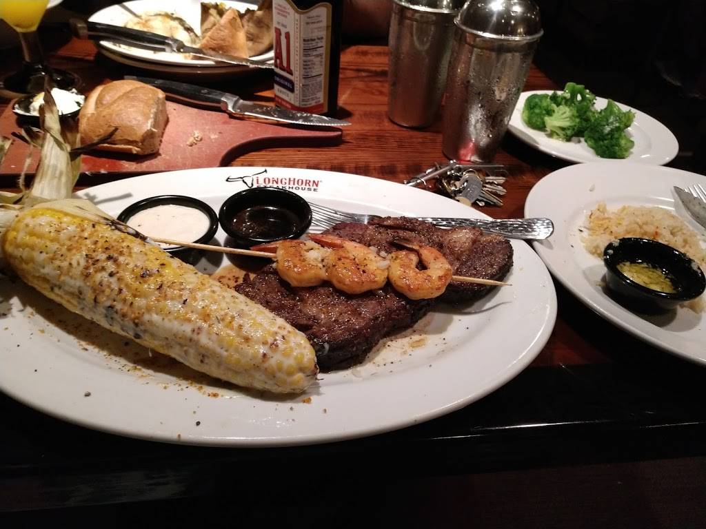LongHorn Steakhouse | meal takeaway | 3201 Macon Rd, Columbus, GA 31906, USA | 7065632221 OR +1 706-563-2221