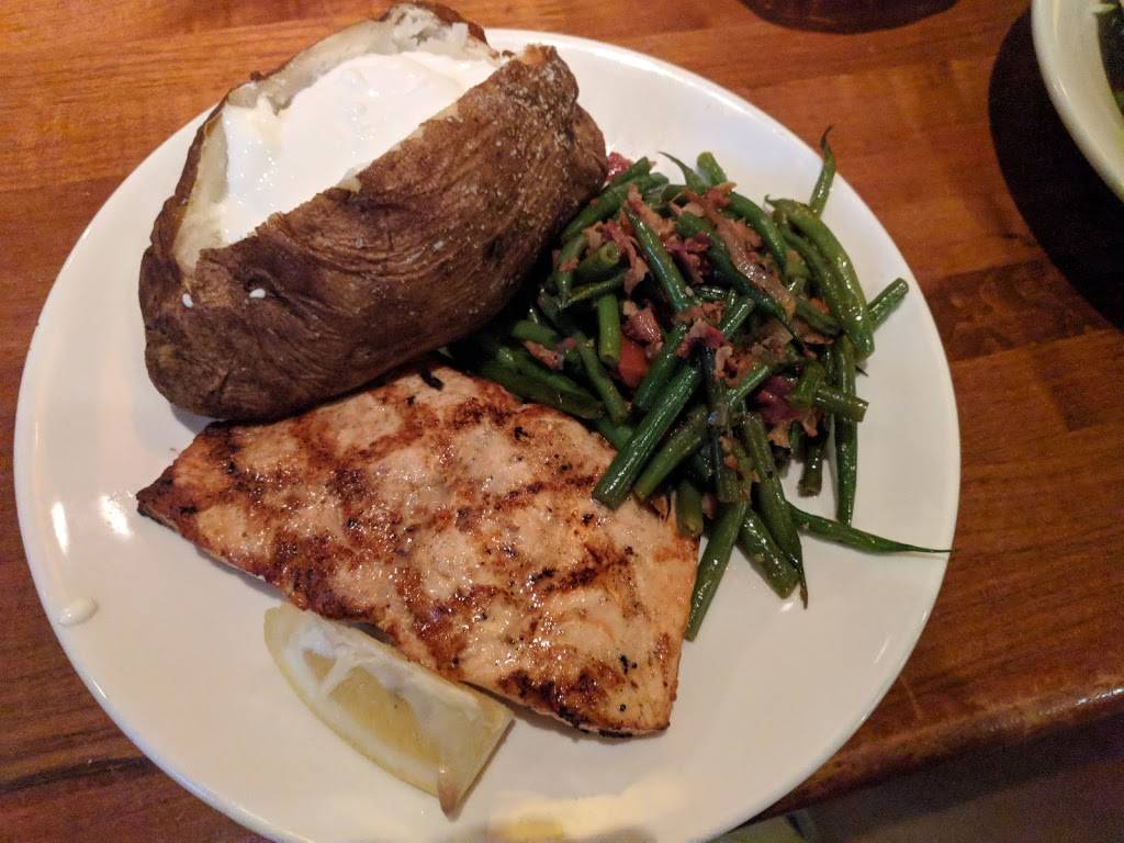 Yosemite Ranch | restaurant | 1520 E Champlain Dr, Fresno, CA 93720, USA | 5594344403 OR +1 559-434-4403