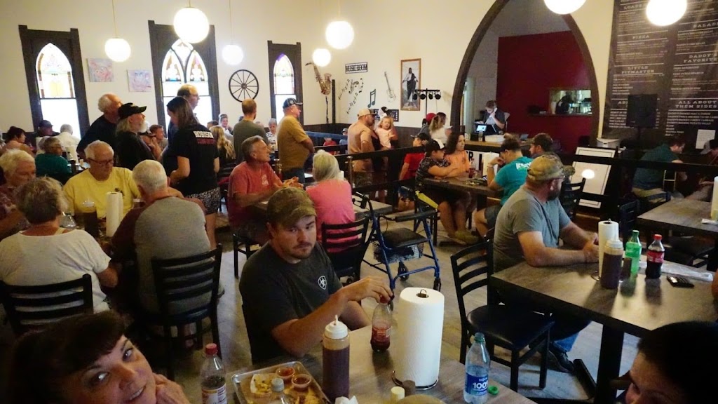 Moore Daddy BBQ | restaurant | 220 N Main St, El Dorado Springs, MO 64744, USA | 4176984043 OR +1 417-698-4043