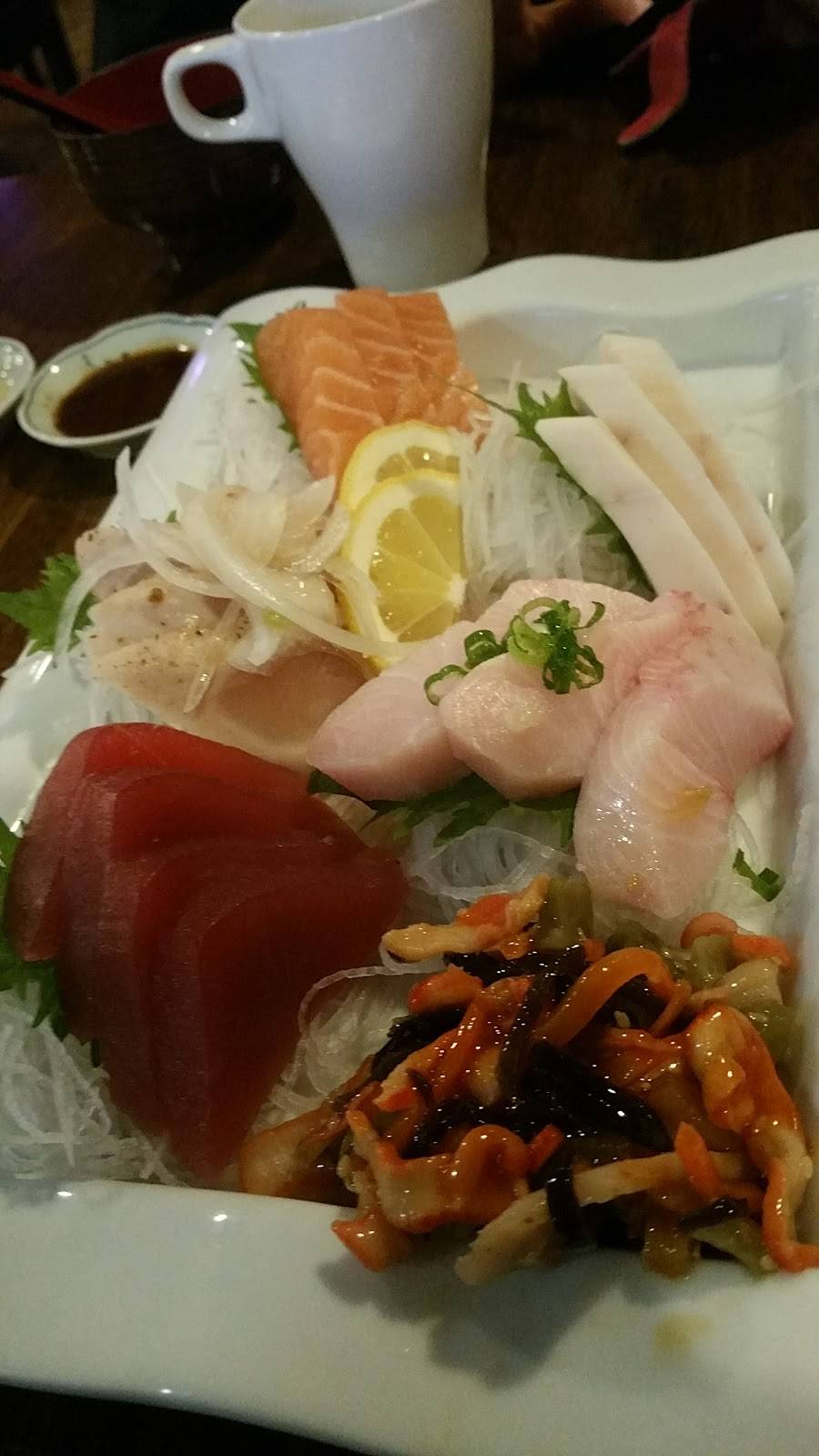 MUGEN SUSHI | restaurant | 18601 Hwy 99 #100, Lynnwood, WA 98037, USA | 4256400505 OR +1 425-640-0505