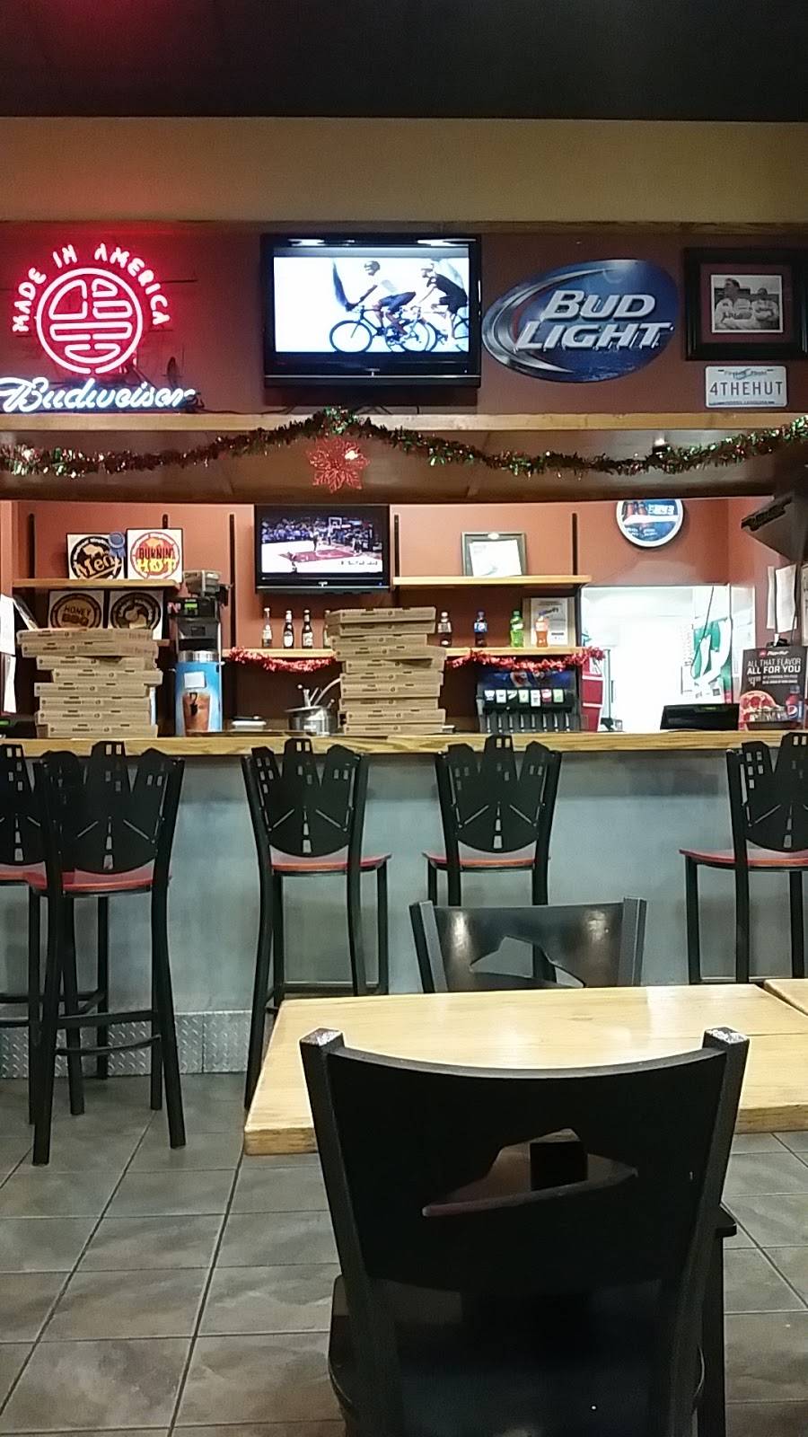 Pizza Hut | meal takeaway | 106 W Nashville Dr, Nashville, NC 27856, USA | 2524599600 OR +1 252-459-9600