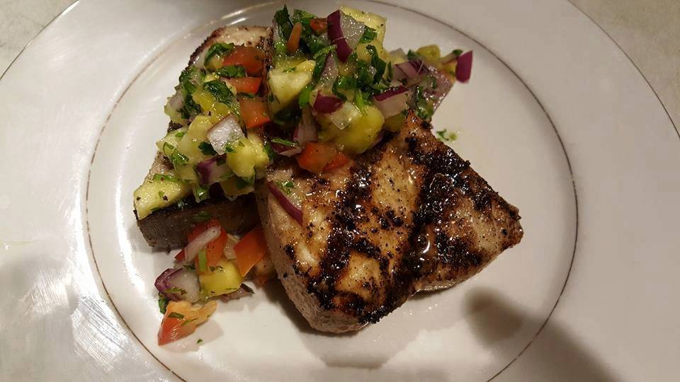 The Crown Sterling | restaurant | 6120 Fort Ave, Lynchburg, VA 24502, USA | 4342397744 OR +1 434-239-7744