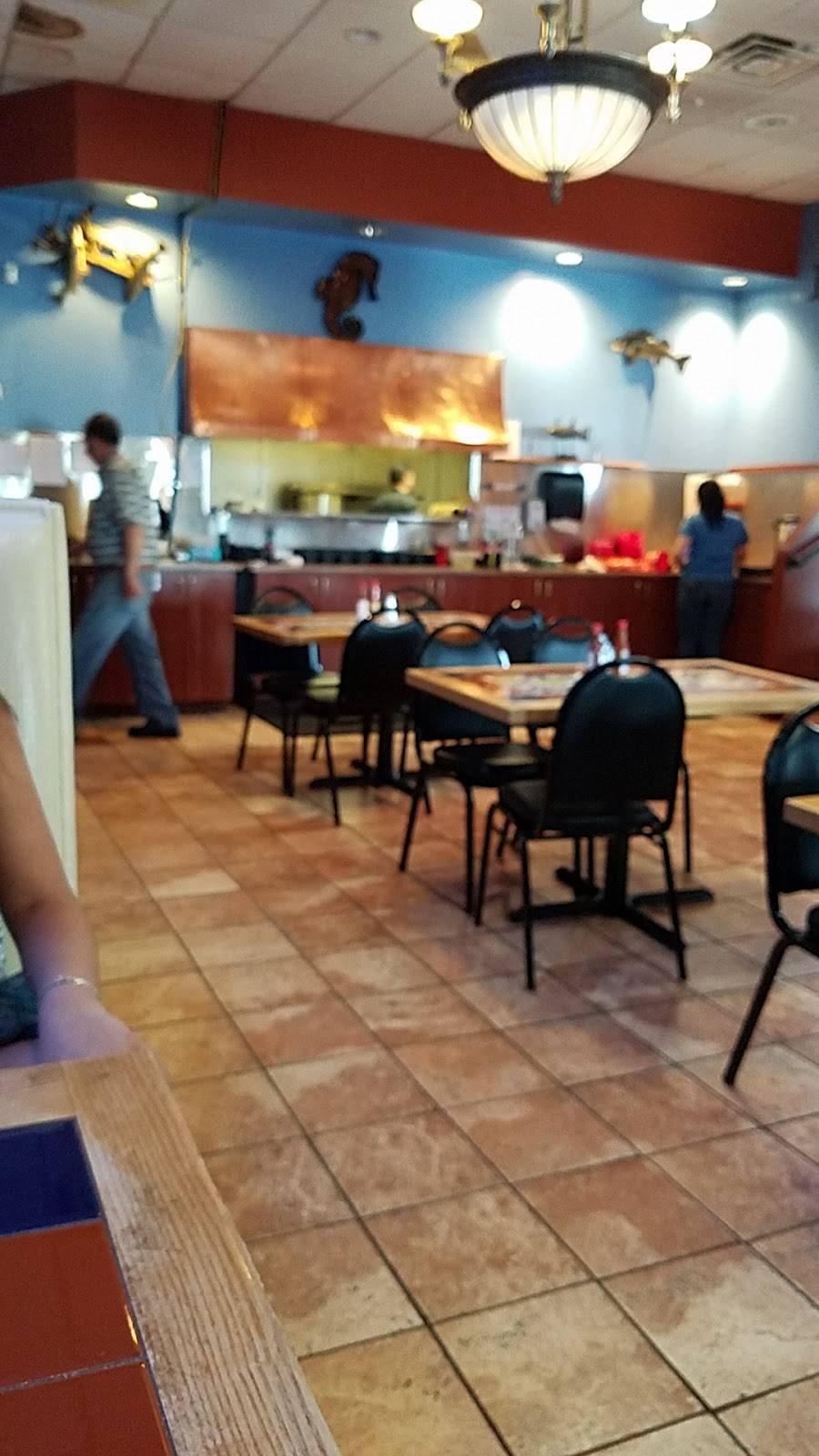 El Nuevo 7 Mares | restaurant | Green Bay, WI 54302, USA | 9209405372 OR +1 920-940-5372