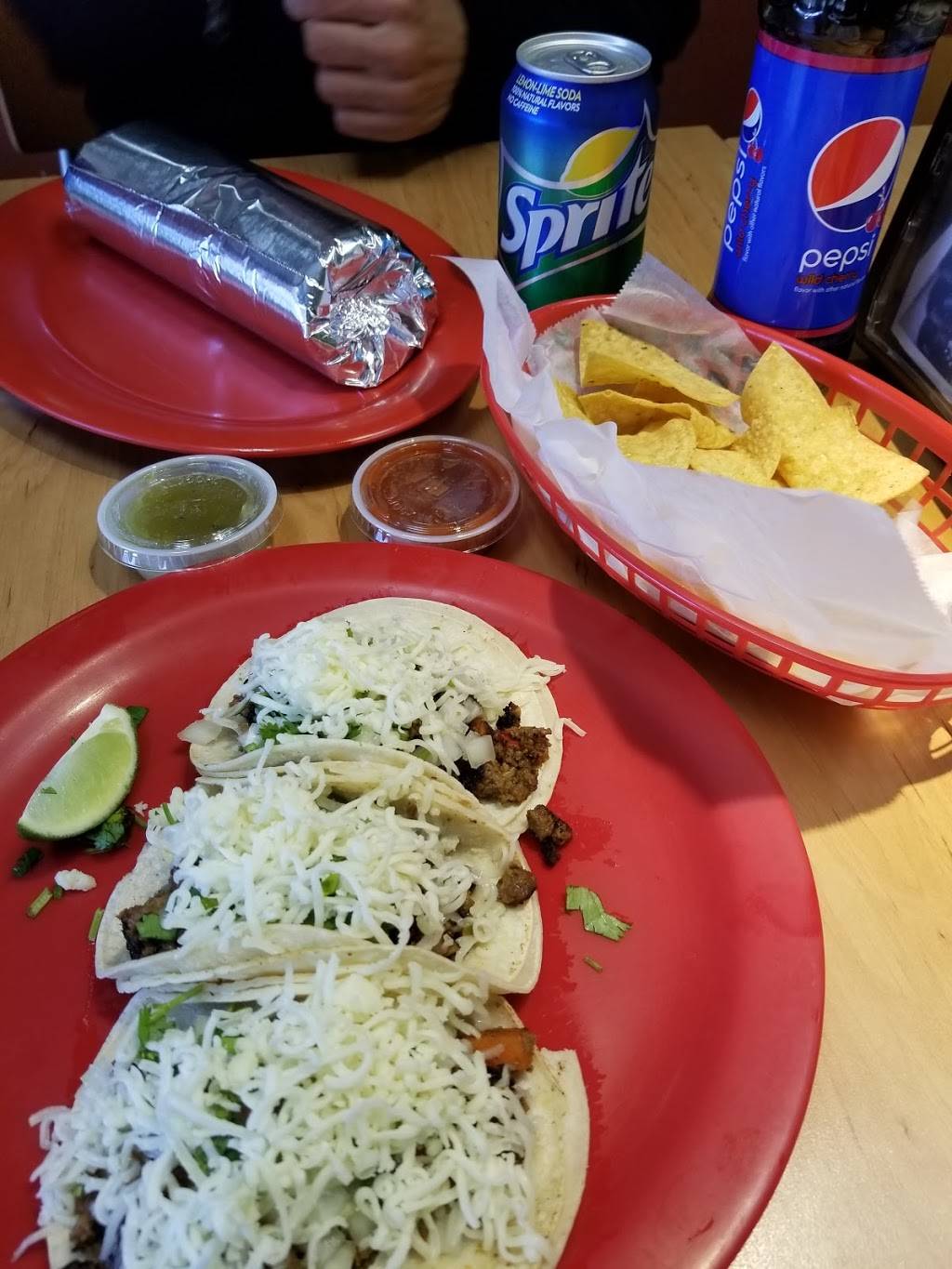 Guacamole Authentic Mexican Grill | restaurant | 790 Oak Grove Rd, Concord, CA 94518, USA | 9256894822 OR +1 925-689-4822