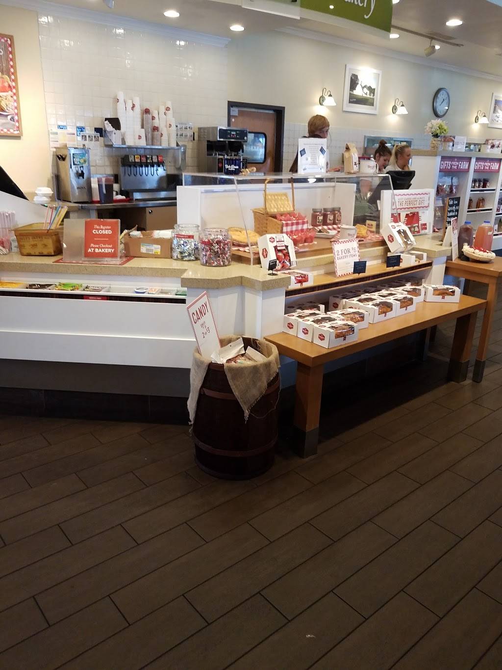 Bob Evans | restaurant | 2115 W Market St, Bloomington, IL 61705, USA | 3098295595 OR +1 309-829-5595