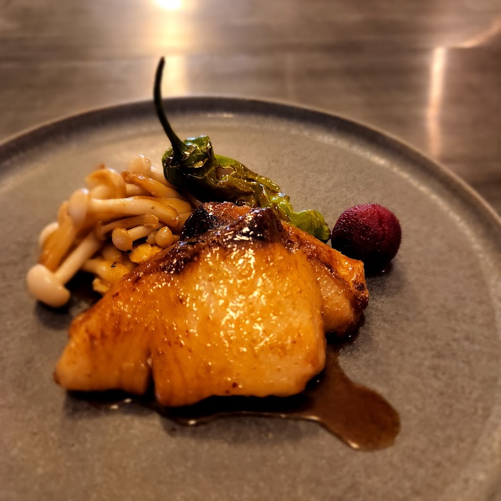 Hachiroku Shokudo & Sake Bar | restaurant | 261 Orange St, New Haven, CT 06510, USA | 2036917984 OR +1 203-691-7984