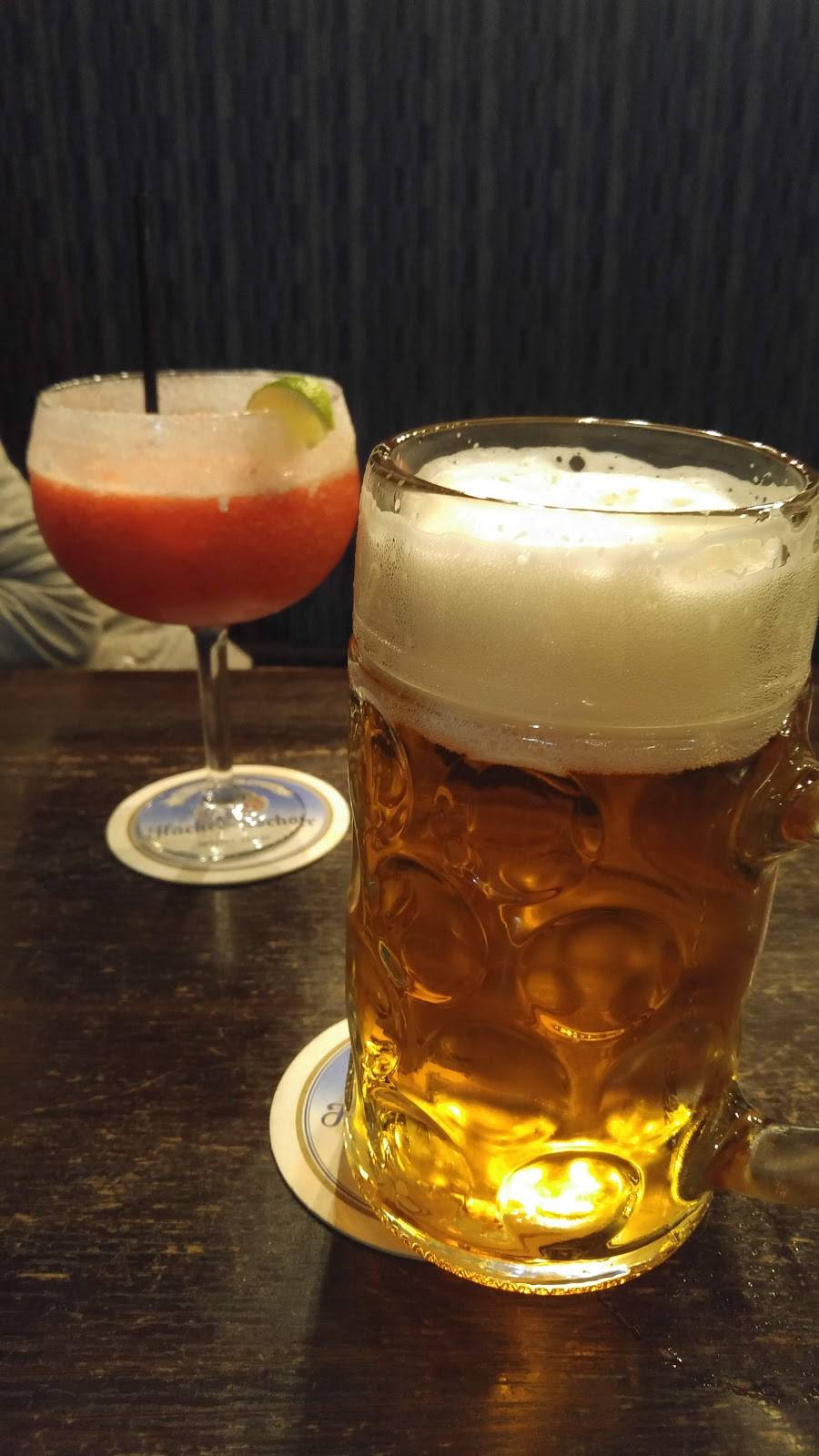 The Royal Oak | restaurant | 117 Centrepointe Dr Unit 105, Nepean, ON K2G 5X3, Canada | 6136952800 OR +1 613-695-2800