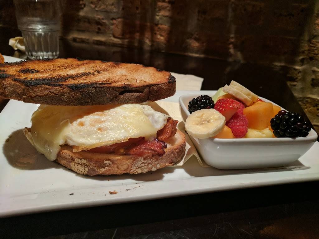 Wilde Bar & Restaurant | restaurant | 3130 N Broadway, Chicago, IL 60657, USA | 7732440404 OR +1 773-244-0404