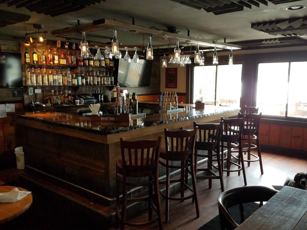 Tinneys Tavern | restaurant | 498 Lake Desolation Rd, Middle Grove, NY 12850, USA | 5184501066 OR +1 518-450-1066