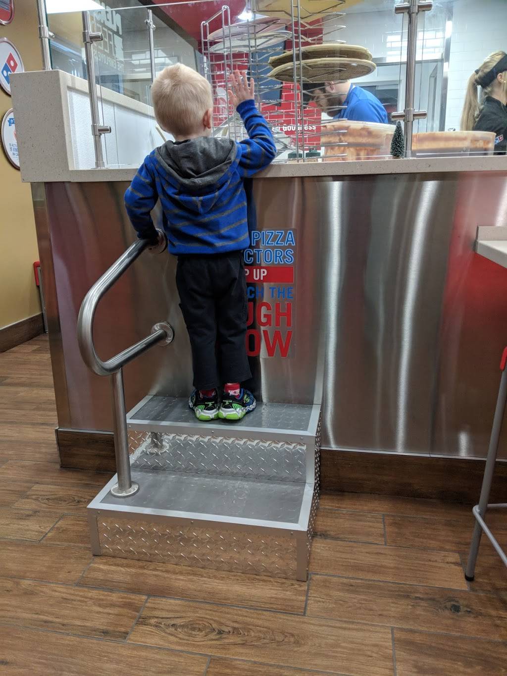 Dominos Pizza | meal delivery | 110 Oakbrooke Dr, Mt Washington, KY 40047, USA | 5025383888 OR +1 502-538-3888