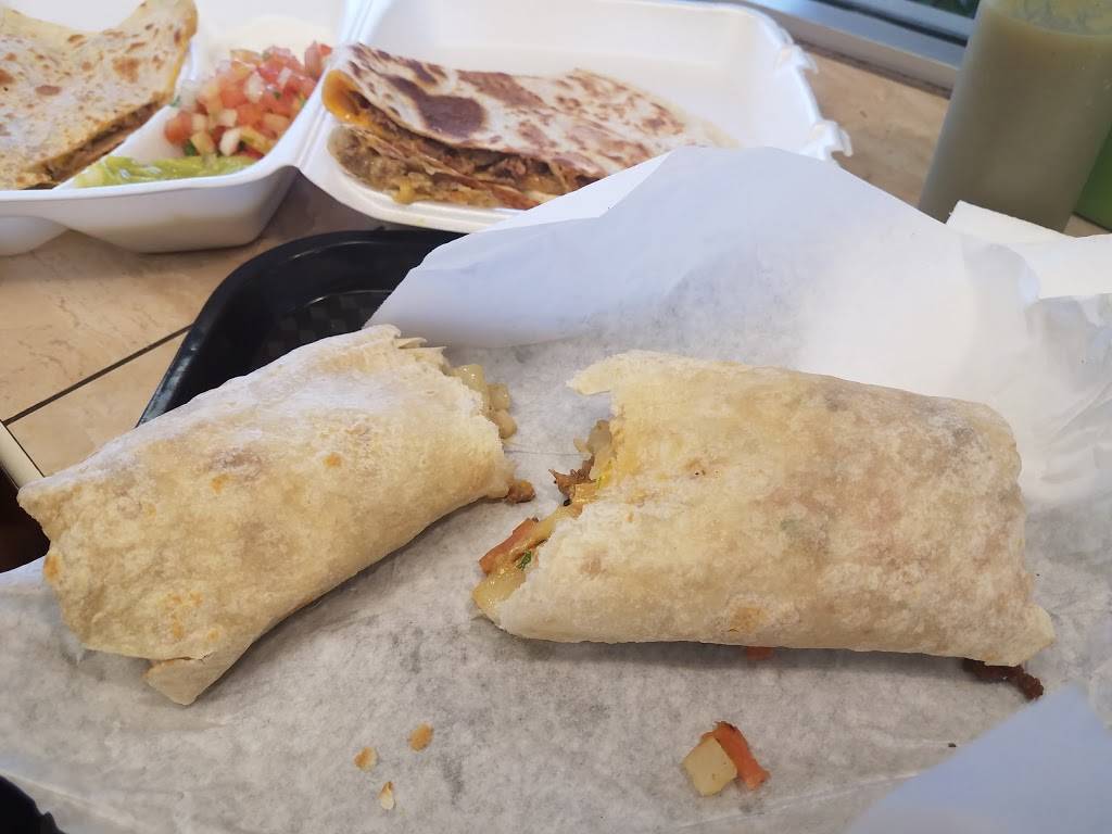 Nicos Mexican Restaurant | restaurant | 7865 E Golf Links Rd, Tucson, AZ 85730, USA | 5202901799 OR +1 520-290-1799