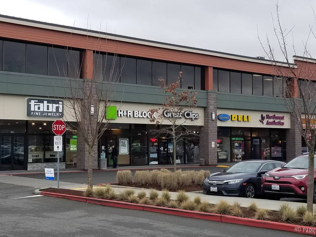 Subway | meal takeaway | 15015 Main St Suite 113, Bellevue, WA 98007, USA | 4256417629 OR +1 425-641-7629