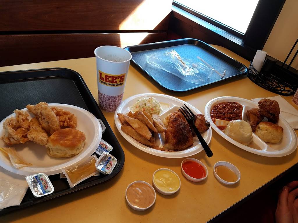 Lees Famous Recipe Chicken | restaurant | 602 Scott St, Covington, KY 41011, USA | 8594912491 OR +1 859-491-2491