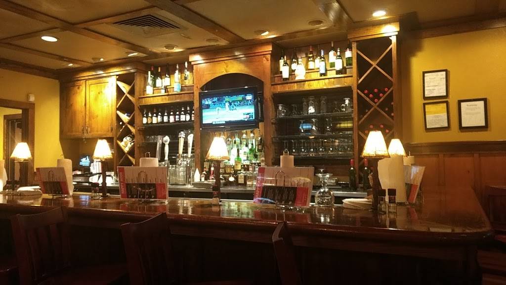 Johnny Carinos | restaurant | 535 N 46th St, Rogers, AR 72756, USA | 4796330544 OR +1 479-633-0544