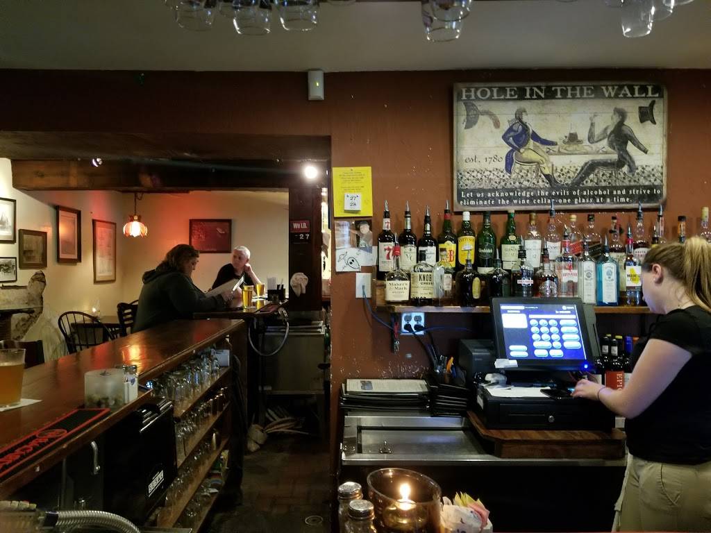 The Bayard House Restaurant | restaurant | 11 Bohemia Ave, Chesapeake City, MD 21915, USA | 4108855040 OR +1 410-885-5040