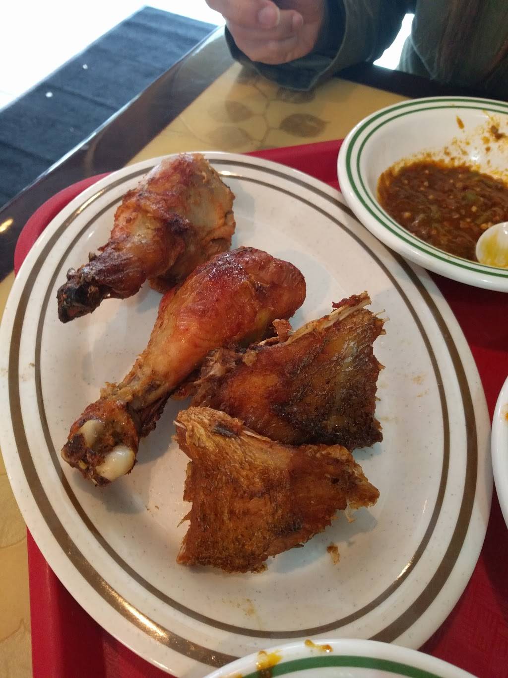 Papaye | restaurant | 2300 Grand Concourse, The Bronx, NY 10458, USA | 7186760771 OR +1 718-676-0771