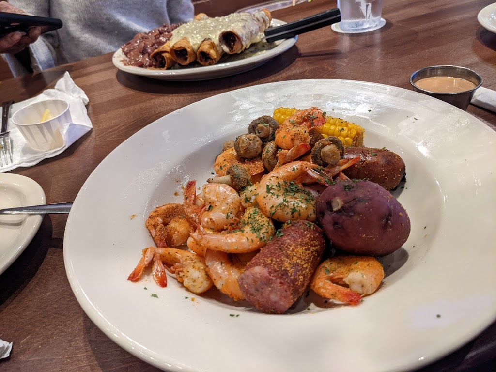 BBs Tex-Orleans | restaurant | 5423 W Loop 1604 N, San Antonio, TX 78253, USA | 7266002022 OR +1 726-600-2022