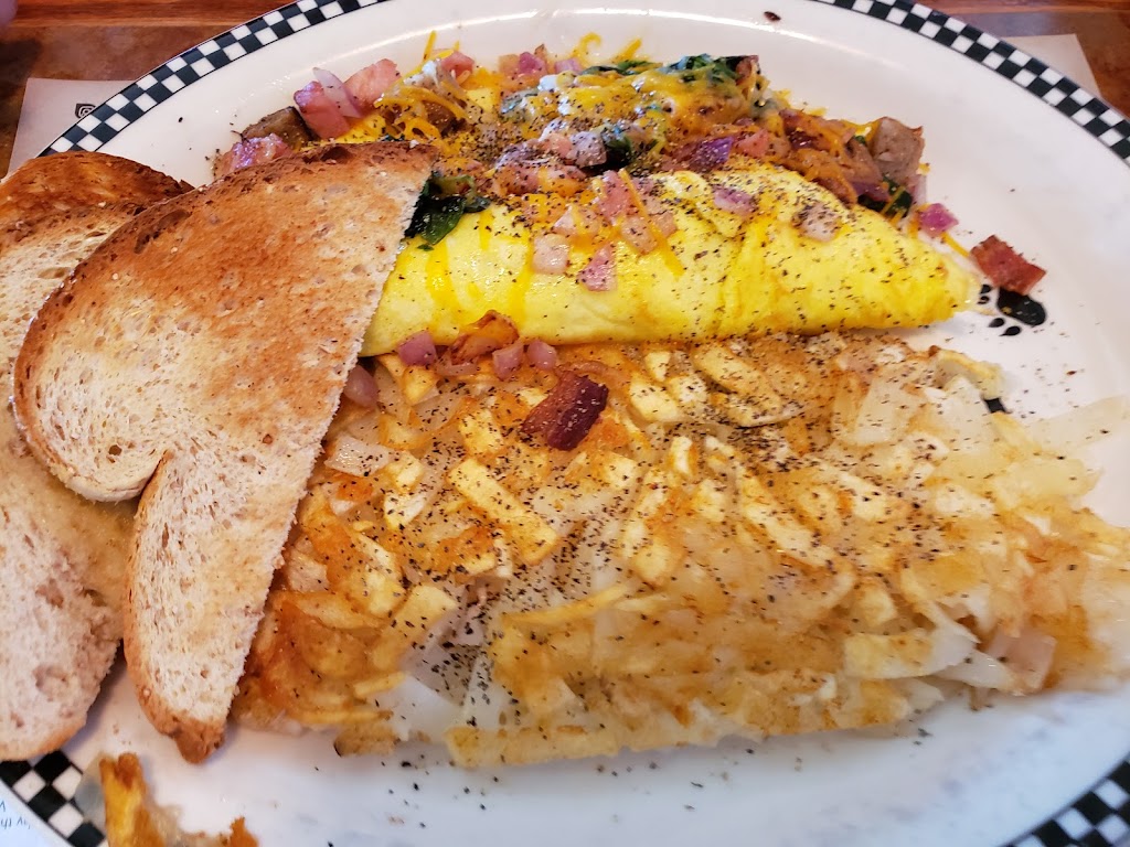 Black Bear Diner Fernley | restaurant | 1190 E Main St Ste B, Fernley, NV 89408, USA | 7758358512 OR +1 775-835-8512