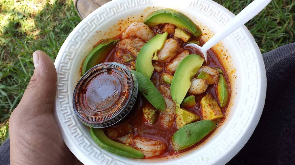 Mariscos El Patron | restaurant | 12400-, 12416 S Avalon Blvd, Los Angeles, CA 90061, USA | 3235173668 OR +1 323-517-3668