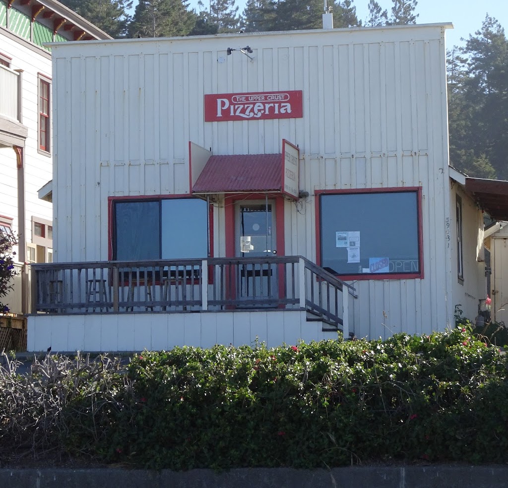 Upper Crust Pizzeria | restaurant | 39331 S, CA-1, Gualala, CA 95445, USA | 7078841324 OR +1 707-884-1324
