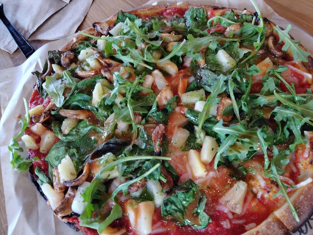 Blaze Pizza | restaurant | 10730 W National Ave, West Allis, WI 53227, USA | 4142380664 OR +1 414-238-0664