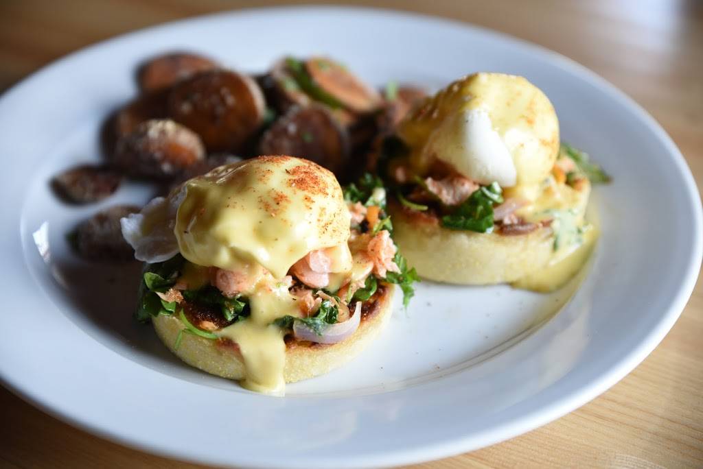 Louies Wine Dive | restaurant | 7100 Wornall Rd, Kansas City, MO 64114, USA | 8165695097 OR +1 816-569-5097