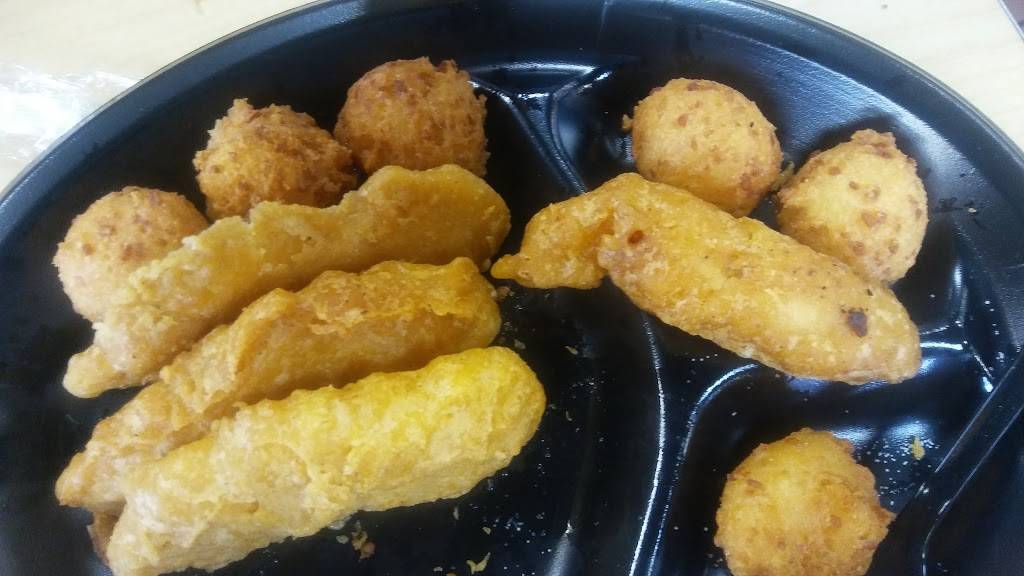 Long John Silvers | restaurant | 11211 East 40th St S Hwy, Independence, MO 64055, USA | 8163589733 OR +1 816-358-9733