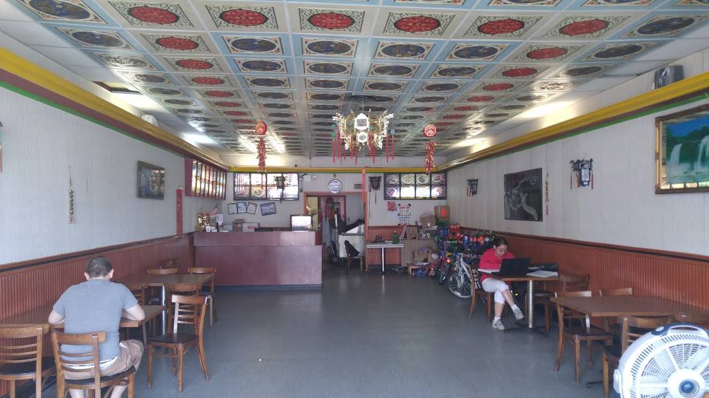 Man Hing | restaurant | 204 Eastern Blvd, Essex, MD 21221, USA | 4106872010 OR +1 410-687-2010