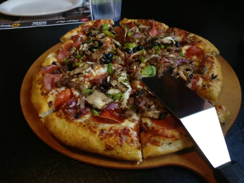 Pizza Hut | restaurant | 806 Bicycle Bridge Rd, Delphi, IN 46923, USA | 7655644545 OR +1 765-564-4545