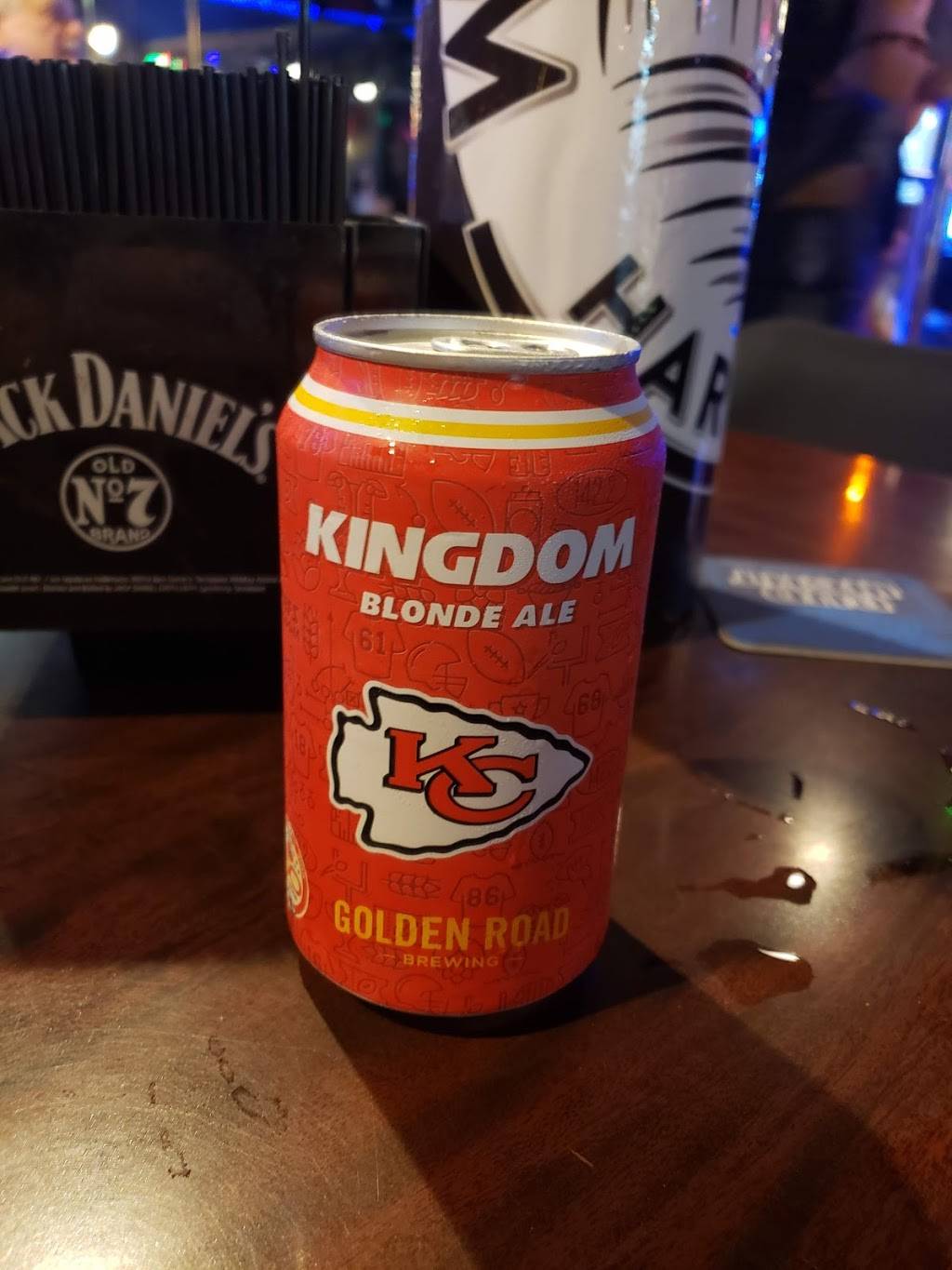 The Flamingo Club | restaurant | 140 N 9th St, Lawrence, KS 66044, USA | 7858439800 OR +1 785-843-9800