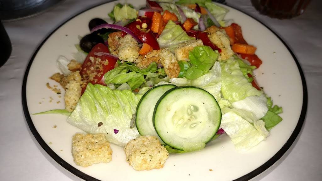 Pinewood Supper Club | restaurant | 1208 Half Moon Lake Dr, Mosinee, WI 54455, USA | 7156933180 OR +1 715-693-3180