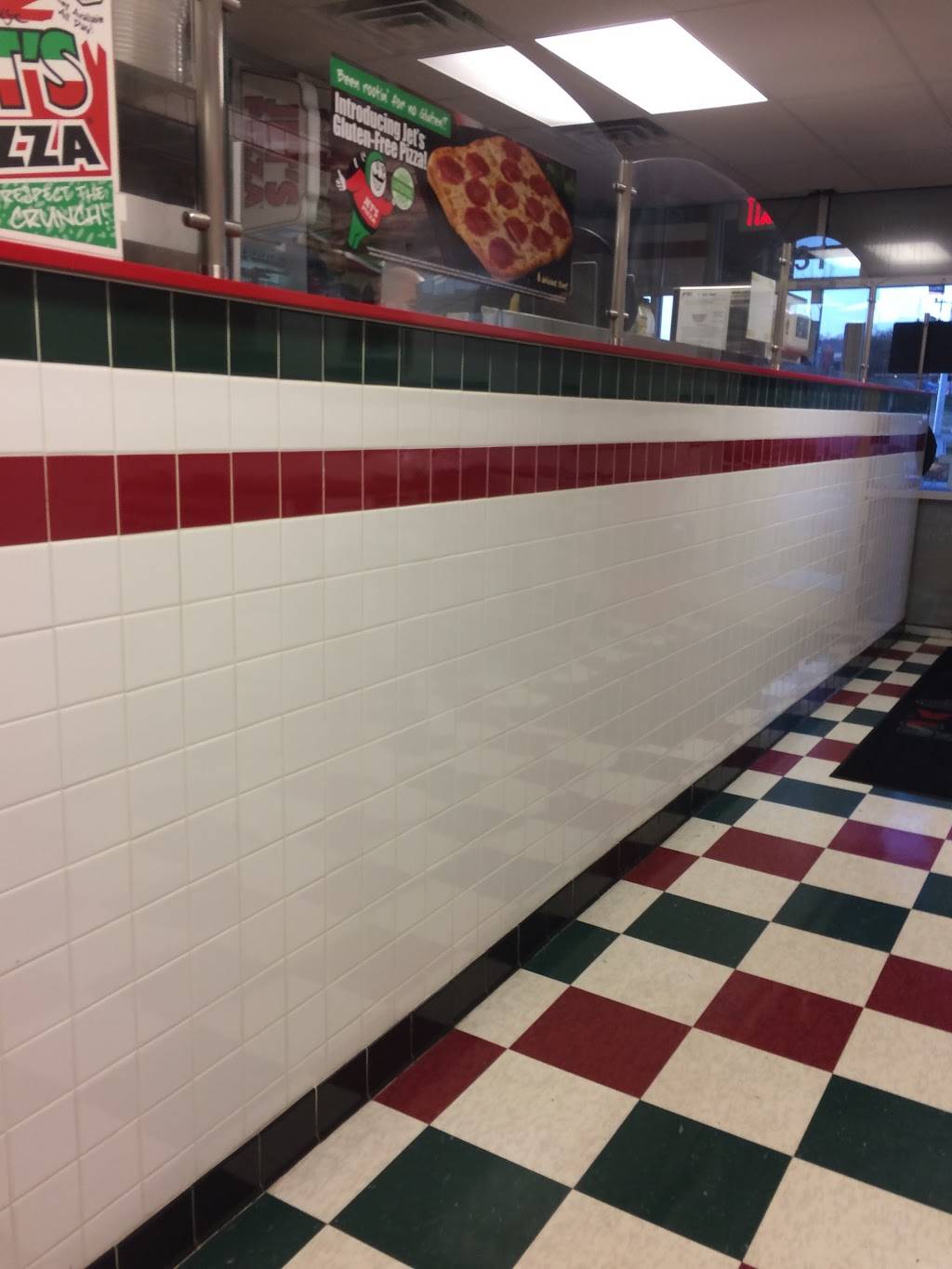 Jets Pizza | meal delivery | 1541 Oak Ridge Turnpike, Oak Ridge, TN 37830, USA | 8652723723 OR +1 865-272-3723