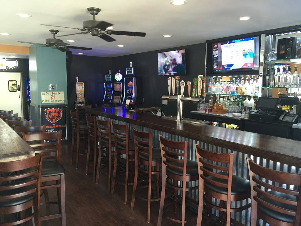 Cuzins Tavern and Pizza | restaurant | 3636 147th St, Midlothian, IL 60445, USA | 7083884744 OR +1 708-388-4744