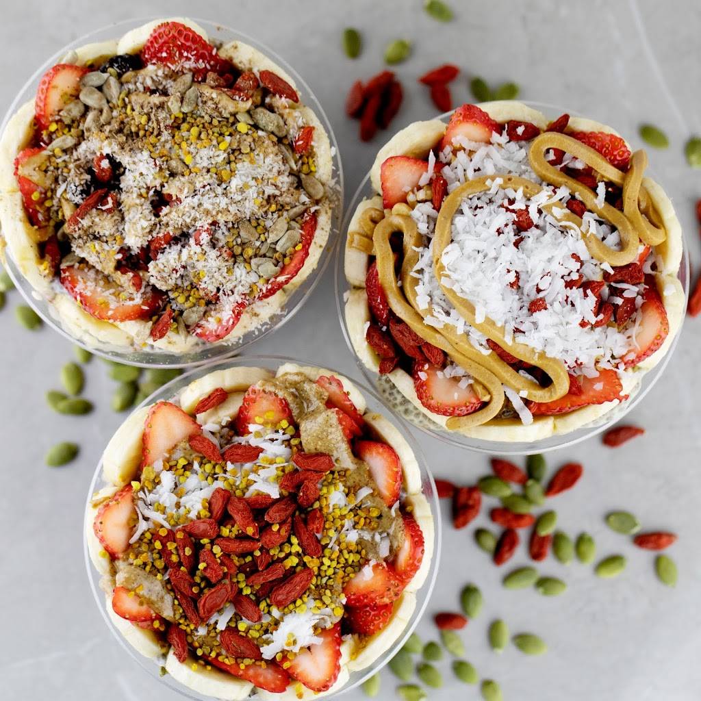 Earth Bowl Superfoods | restaurant | 575 N Commonwealth Ave, Fullerton, CA 92831, USA | 7147700338 OR +1 714-770-0338