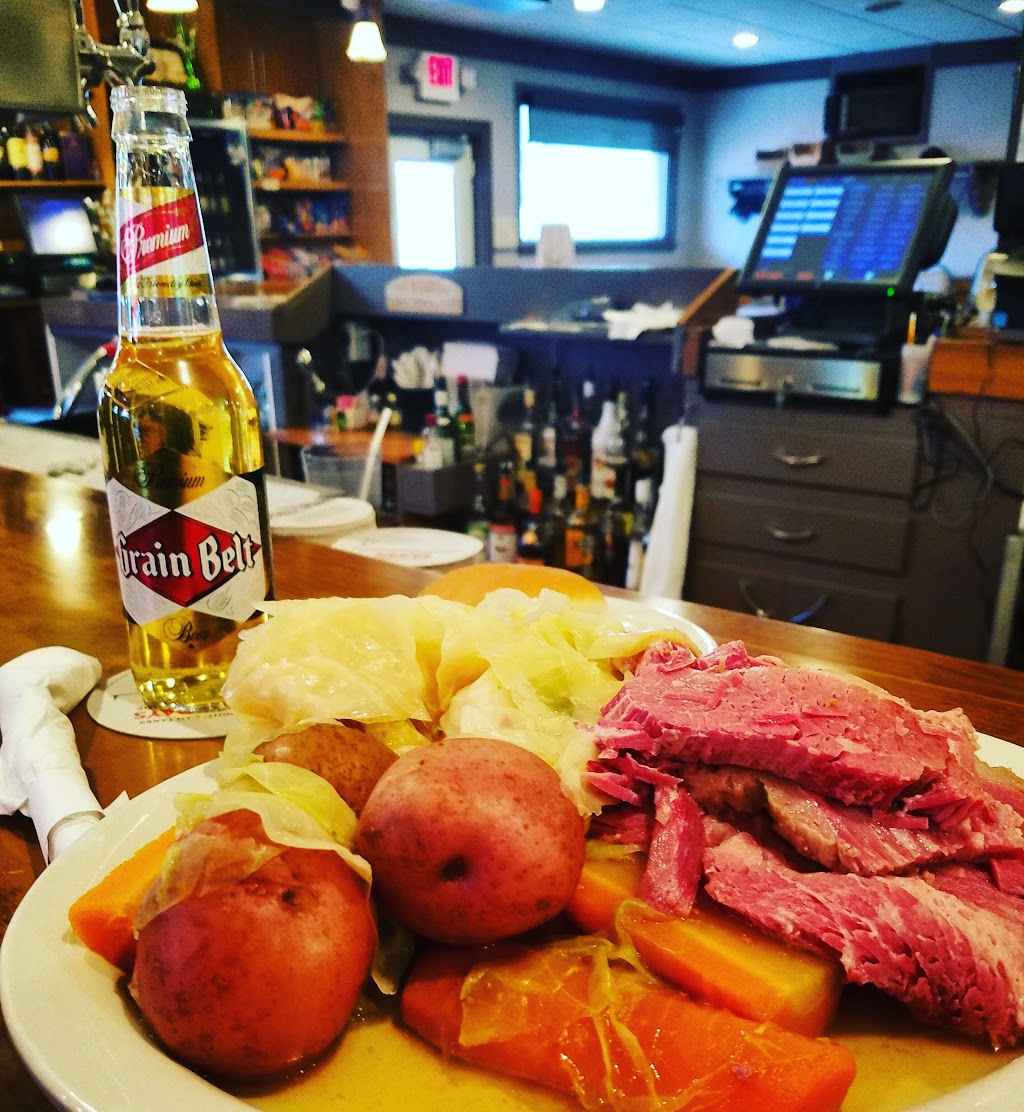 Trophy House | restaurant | 23910 Hogan Ave, Hampton, MN 55031, USA | 6514375618 OR +1 651-437-5618