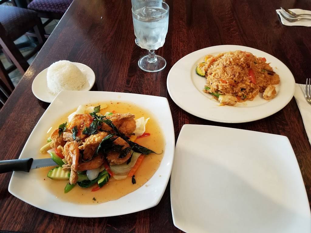 Chao Phaya Thai Cuisine | restaurant | 900 Easton Ave, Somerset, NJ 08873, USA | 7322141348 OR +1 732-214-1348