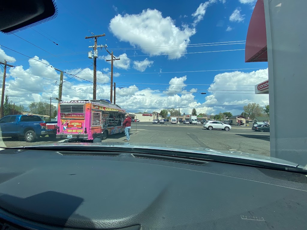 El Quesadillo Food Truck | restaurant | 304 W Mead Ave, Yakima, WA 98902, USA | 5093074372 OR +1 509-307-4372