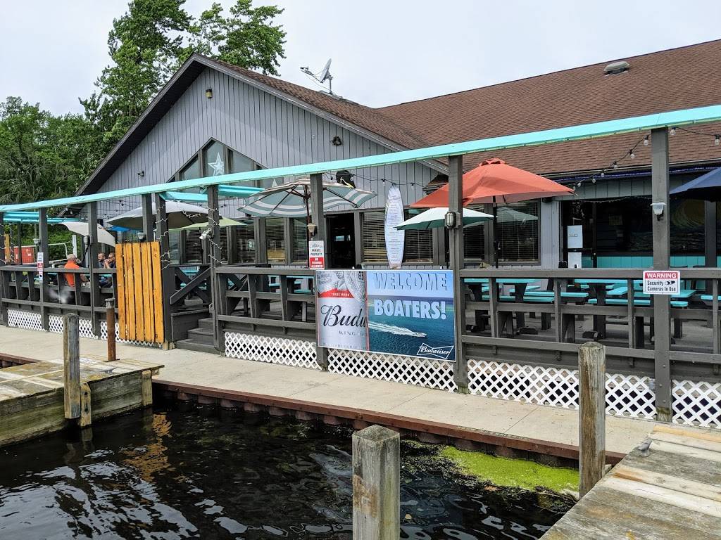 Castaways | restaurant | 3940 Boy Scout Rd, Bay City, MI 48706, USA | 9896863558 OR +1 989-686-3558